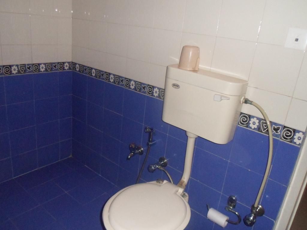 Hotel Dudawat Ahmadábád Szoba fotó